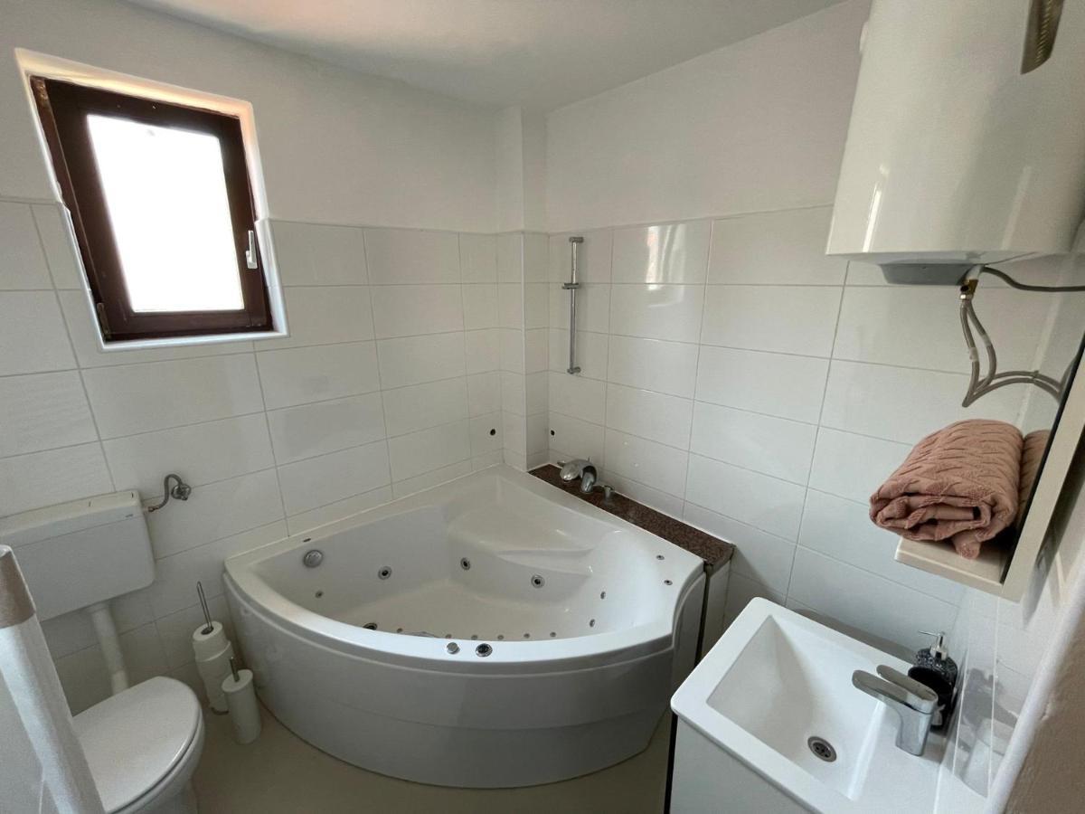 Apartments Fratelli Malinska Zewnętrze zdjęcie